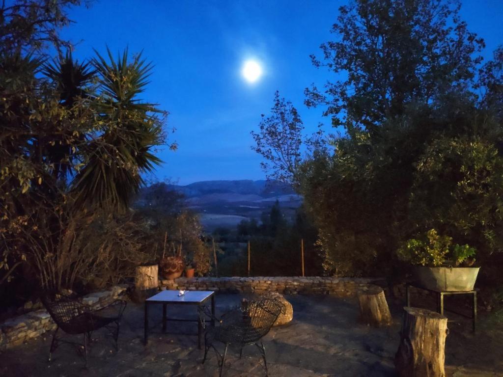 Casa De Campo Fuencaliente, Entorno Natural, Chimenea, Piscina Каньете-ла-Реаль Экстерьер фото