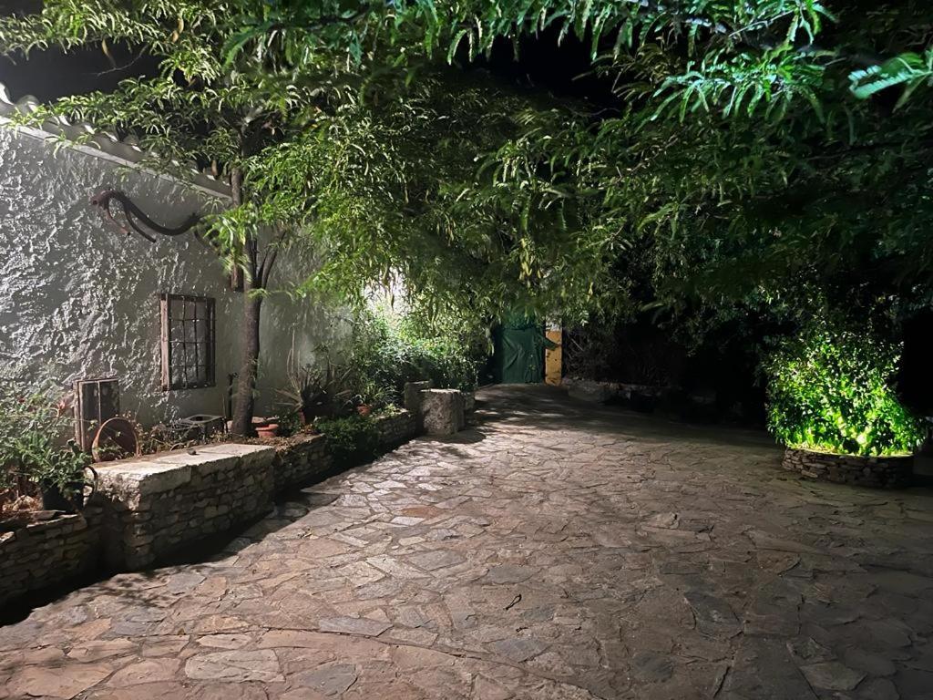 Casa De Campo Fuencaliente, Entorno Natural, Chimenea, Piscina Каньете-ла-Реаль Экстерьер фото